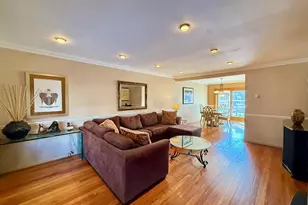 63-54 77th St, Middle Village, NY 11379 - Photo 3