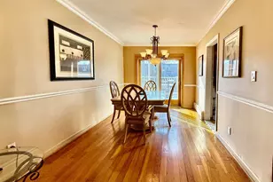 63-54 77th St, Middle Village, NY 11379 - Photo 9