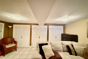 63-54 77th St, Middle Village, NY 11379 - Photo 11