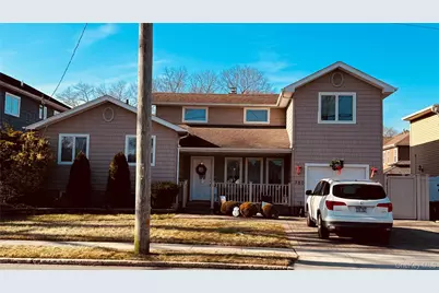 320 Roosevelt Avenue, Massapequa Park, NY 11762 - Photo 1