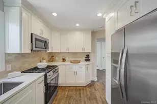 212 Babylon Turnpike, Merrick, NY 11566 - Photo 7