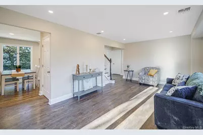 212 Babylon Turnpike, Merrick, NY 11566 - Photo 5