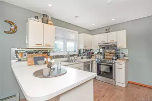 2 Martin Pl, Northport, NY 11768 - Photo 15