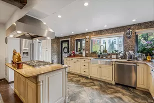 68-48 Fleet St, Forest Hills, NY 11375 - Photo 7