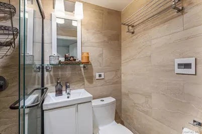 68-48 Fleet Street, Forest Hills, NY 11375 - Photo 21