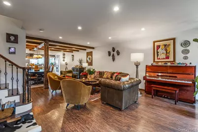 68-48 Fleet Street, Forest Hills, NY 11375 - Photo 3