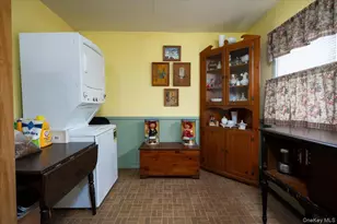 21 Cornell St, Williston Park, NY 11596 - Photo 11