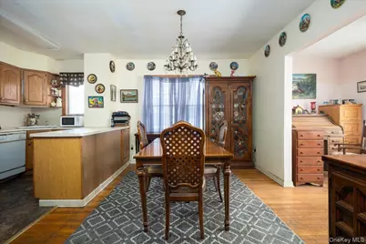 21 Cornell Street, Williston Park, NY 11596 - Photo 7