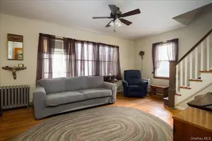 21 Cornell St, Williston Park, NY 11596 - Photo 5