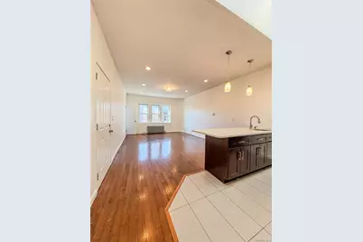 209-211 Main Street #2N, Farmingdale, NY 11735 - Photo 5