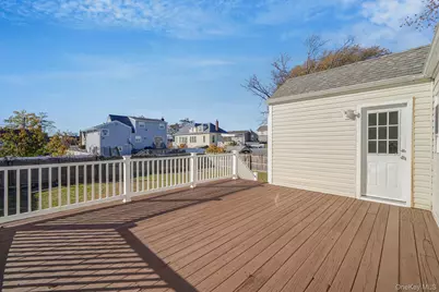470 Miller Avenue, Freeport, NY 11520 - Photo 27