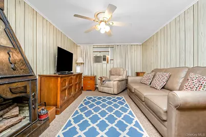 60-56 75th Street, Middle Village, NY 11379 - Photo 23