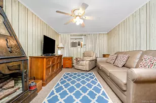 60-56 75th St, Middle Village, NY 11379 - Photo 23