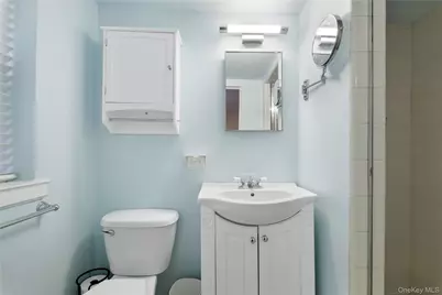 235 Garth Road #E2A, Scarsdale, NY 10583 - Photo 27