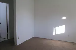 1330 Herald Ave, Elmont, NY 11003 - Photo 5