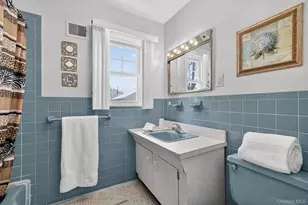 40 Aka 38 Grange Ave, Yonkers, NY 10710 - Photo 15