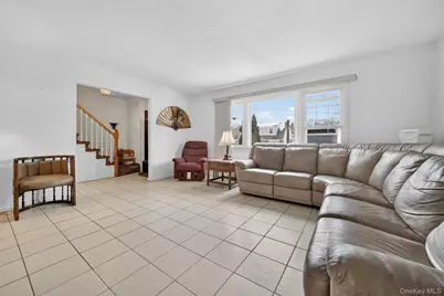 40 Aka 38 Grange Avenue, Yonkers, NY 10710 - Photo 3