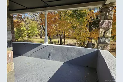 51 Estrada Road, Woodbury, NY 10917 - Photo 5