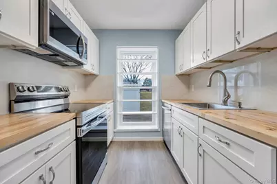 65 Federal Lane #., Coram, NY 11727 - Photo 15