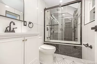 14519 Guy R Brewer Boulevard, Springfield Gardens, NY 11434 - Photo 25