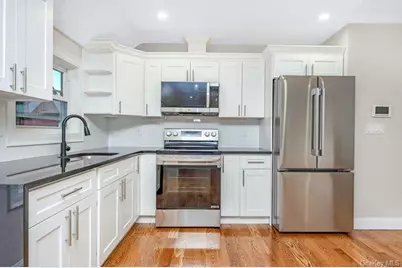 14519 Guy R Brewer Boulevard, Springfield Gardens, NY 11434 - Photo 23