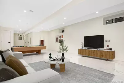 14519 Guy R Brewer Boulevard, Springfield Gardens, NY 11434 - Photo 27