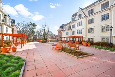225 Stanley Avenue #203, Mamaroneck, NY 10543 - Photo 3