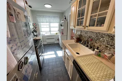 43 N Forest Avenue #C21, Rockville Centre, NY 11570 - Photo 9