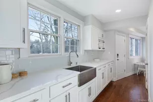 25 Roxbury Rd, Scarsdale, NY 10583 - Photo 13