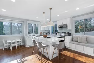 25 Roxbury Rd, Scarsdale, NY 10583 - Photo 9