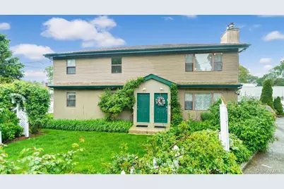 9 Harrison Avenue #2, Glen Cove, NY 11542 - Photo 1