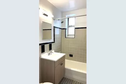 67-30 Clyde Street #4P, Forest Hills, NY 11375 - Photo 5