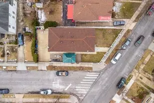 229-24 Edgewood Ave, Springfield Gardens, NY 11413 - Photo 37