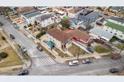 229-24 Edgewood Avenue, Springfield Gardens, NY 11413 - Photo 35