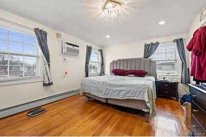 229-24 Edgewood Avenue, Springfield Gardens, NY 11413 - Photo 15