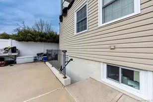 229-24 Edgewood Ave, Springfield Gardens, NY 11413 - Photo 29