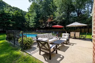 2 Meadowlark Ln, Huntington, NY 11743 - Photo 27