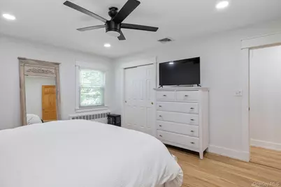 2 Meadowlark Lane, Huntington, NY 11743 - Photo 17