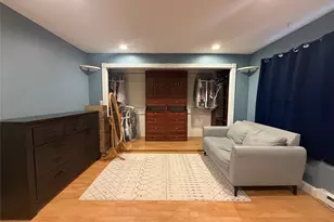 1604 Chelsea Cove S, Hopewell Junction, NY 12533 - Photo 9