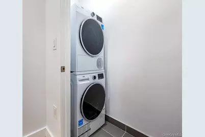 150-02 Northern Boulevard #4K, Flushing, NY 11354 - Photo 9