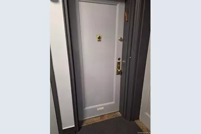 250 Central Avenue #E218, Lawrence, NY 11559 - Photo 5