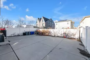 147-34 224th St, Jamaica, NY 11413 - Photo 25