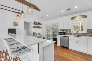 79 School St, Hampton Bays, NY 11946 - Photo 7