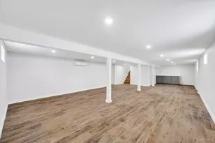 74 Lincoln Ave, Islip Terrace, NY 11752 - Photo 29