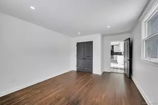 74 Lincoln Ave, Islip Terrace, NY 11752 - Photo 19