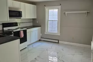 28 Alden Pl, Millbrook, NY 12545 - Photo 9