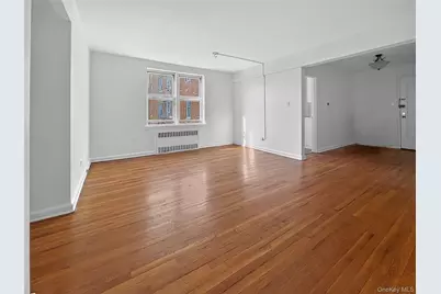 63-61 Yellowstone Boulevard #3E, Forest Hills, NY 11375 - Photo 3