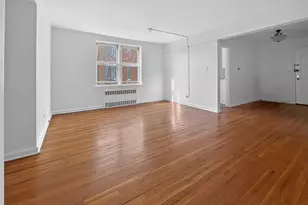 63-61 Yellowstone Blvd, Forest Hills, NY 11375 - Photo 3