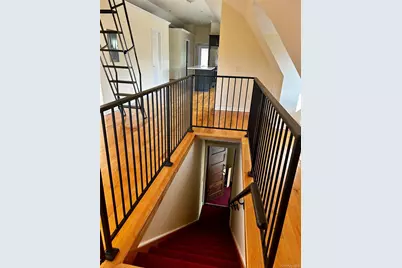 409 W 261st Street, Bronx, NY 10471 - Photo 7