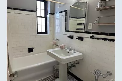 1273 North Avenue Building #9 Apartment #3D, New Rochelle, NY 10804 - Photo 9